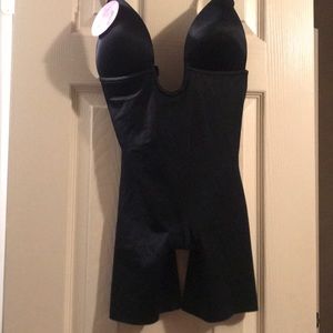 Spanx Bodysuit M
